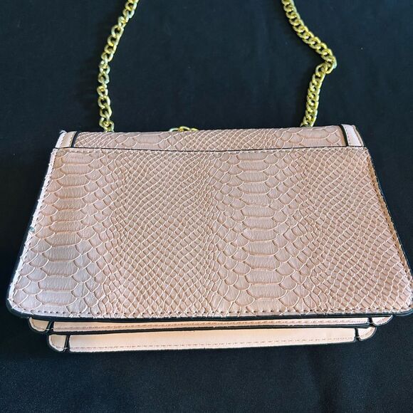 Elegant Pink Shoulder Bag New - Picture 4 of 7
